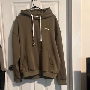 Green Hooded Sweatshirt with Relaxed Fit and Ribbed Cuffs